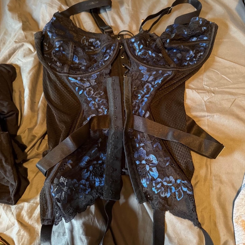 Coquette Lingere Top Black and Blue Bought from the Lions Den been in a tote